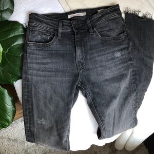 Levi’s 721 high rise skinny jeans